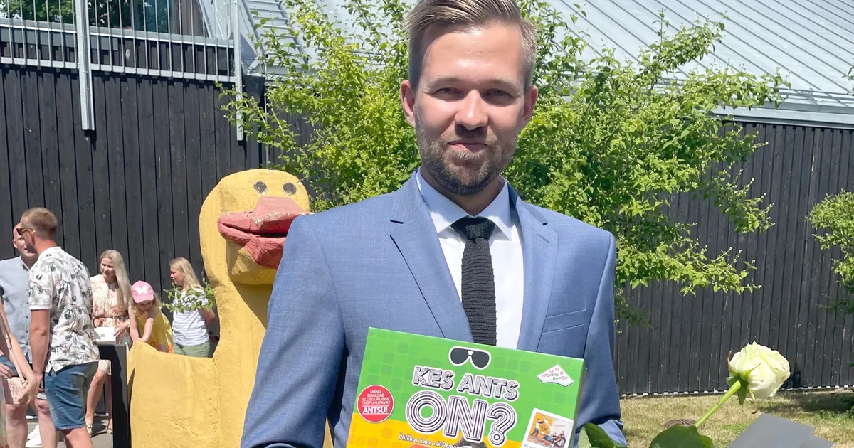 Veerand tudengitest lõpetas kolledži cum laude