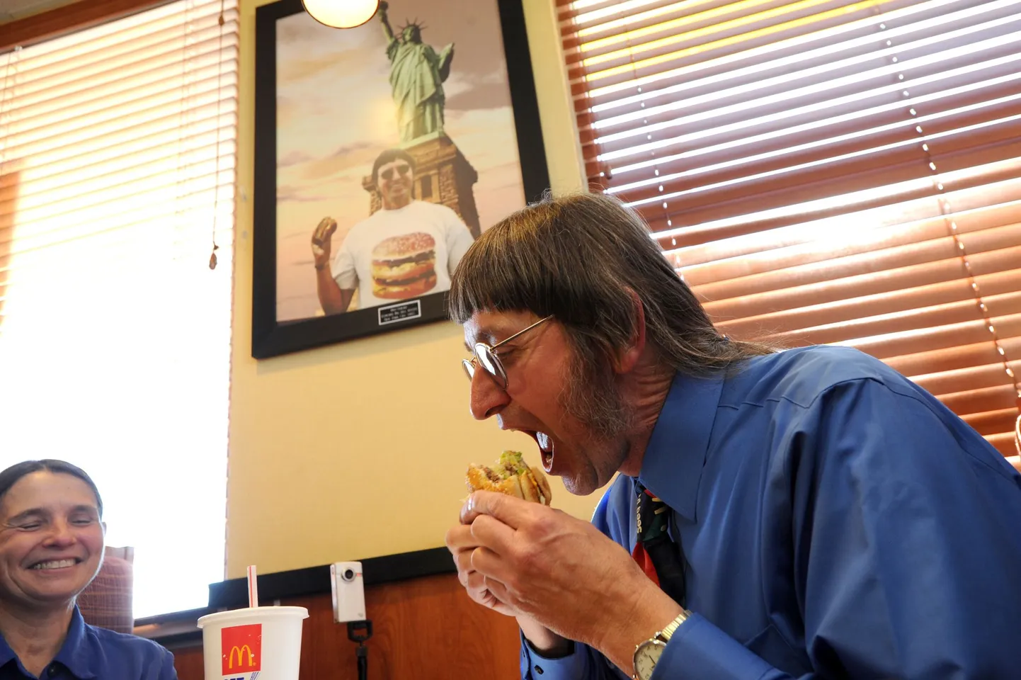 Endine vangivalvur Don Gorske sõi oma  25 000. Big Maci 17. mail 2011 ning läks Guinessi rekordite raamatuse.