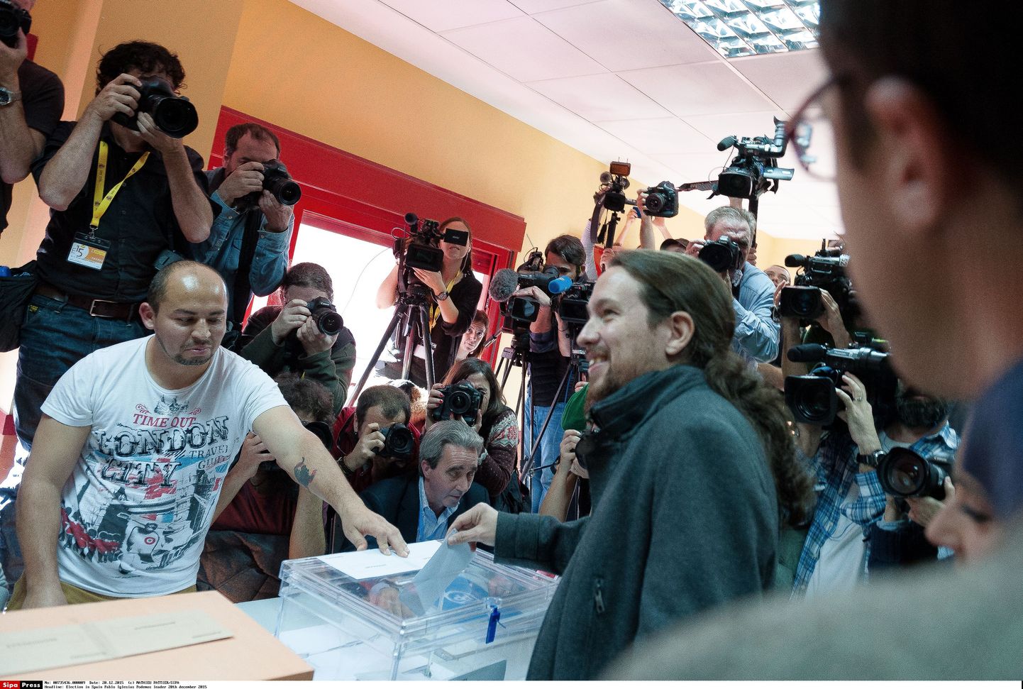 Lävepakuküsitlus: Hispaania Rahvapartei võitis valimised.