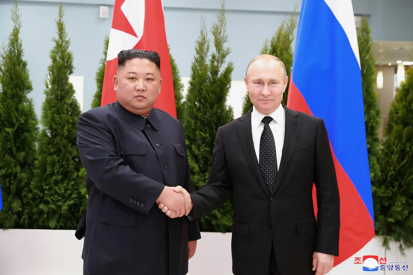 Põhja-Korea liider Kim Jong-un ja Venemaa president Vladimir Putin Venemaal Vladivostokis toimunud kohtumisel 2019. aastal.