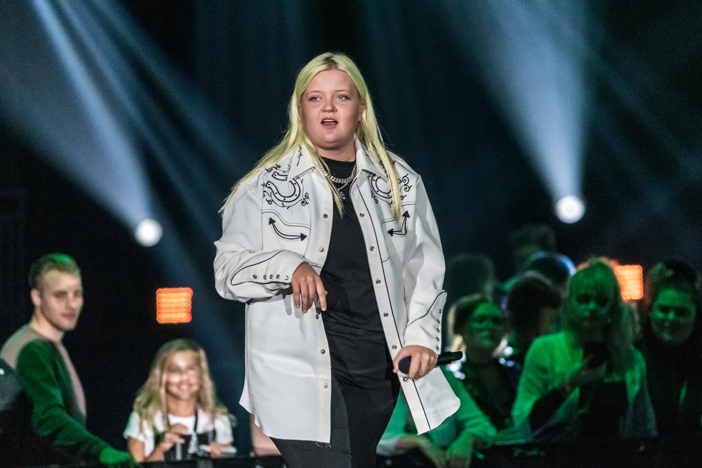 Soome popstaar ALMA avaldas Tallinnas filmitud muusikavideo