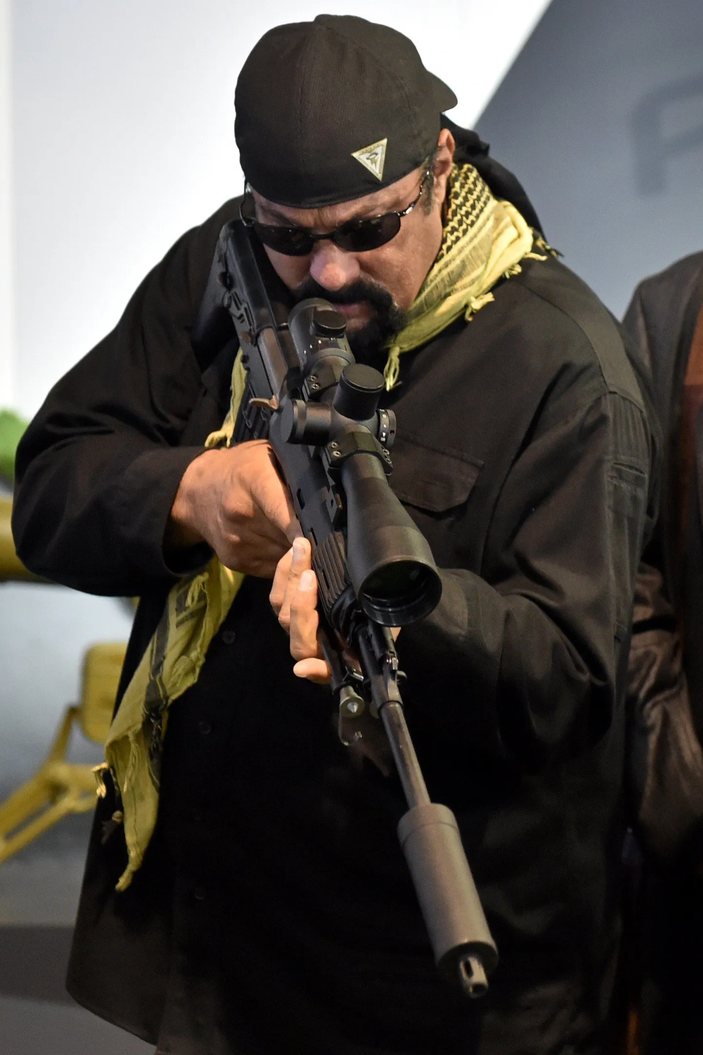 Steven Seagal Moskva relvanäitusel.