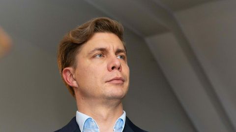 NÄDALA NÄGU ⟩ Leedu peaminister alustab sahkerdamistaaga all