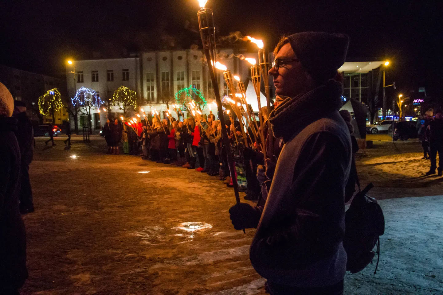 Tuledesõu keskväljakul.