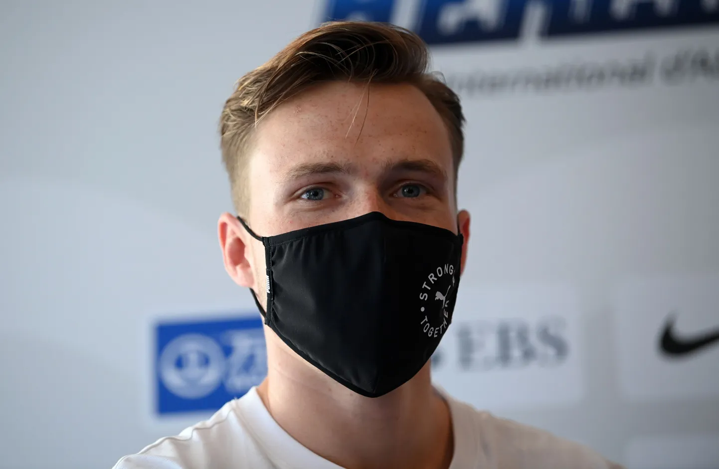 Karsten Warholm Monaco teemantliiga etapi pressikonverentsil.
