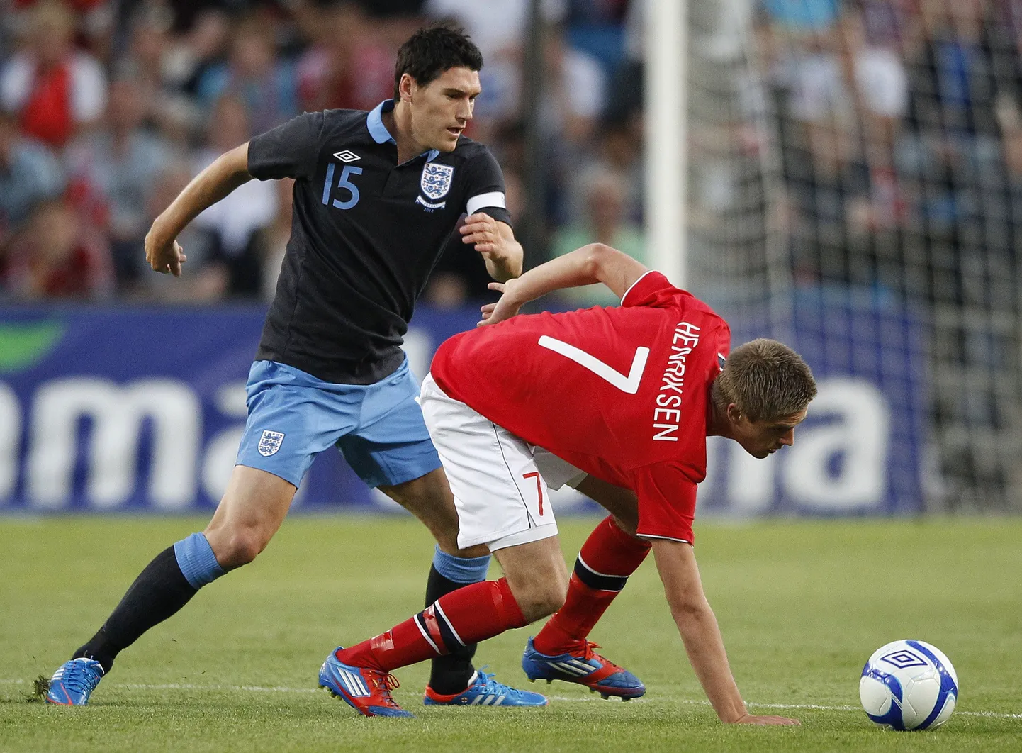 Gareth Barry kohtumises Norra vastu.