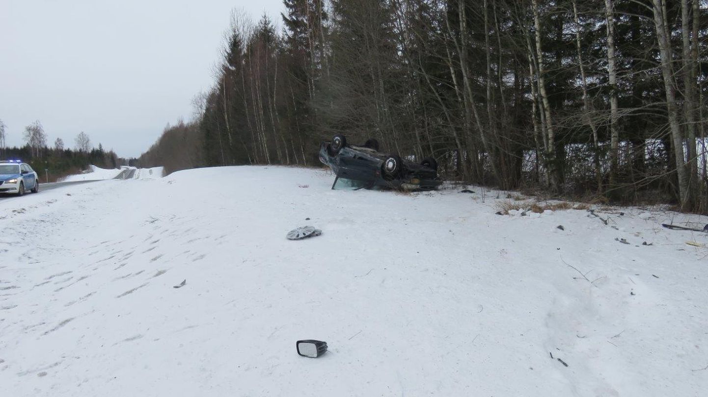 Liiklusõnnetus Kanepi vallas Jõksi külas.