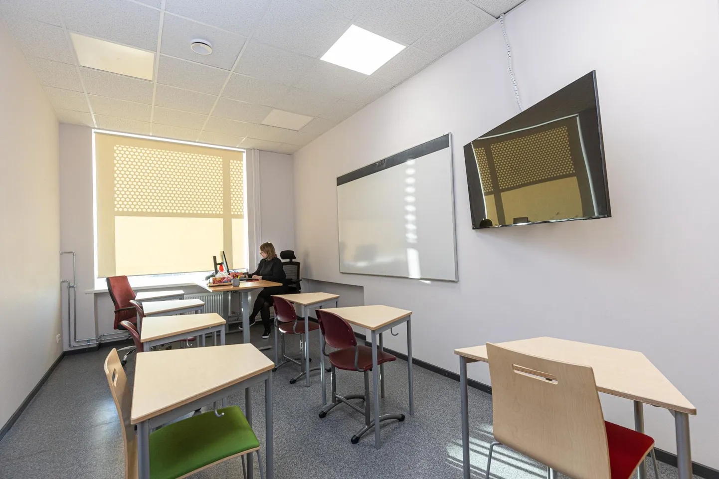 Ühe osana Viljandi projektist sai Paalalinna kooli varasem infotehnoloogi ruum muudetud klassitoaks. Just seesuguseid pisikesi klassiruume oleks rohkem vaja, kuid aastakümneid tagasi neid koolimajja ei projekteeritud.