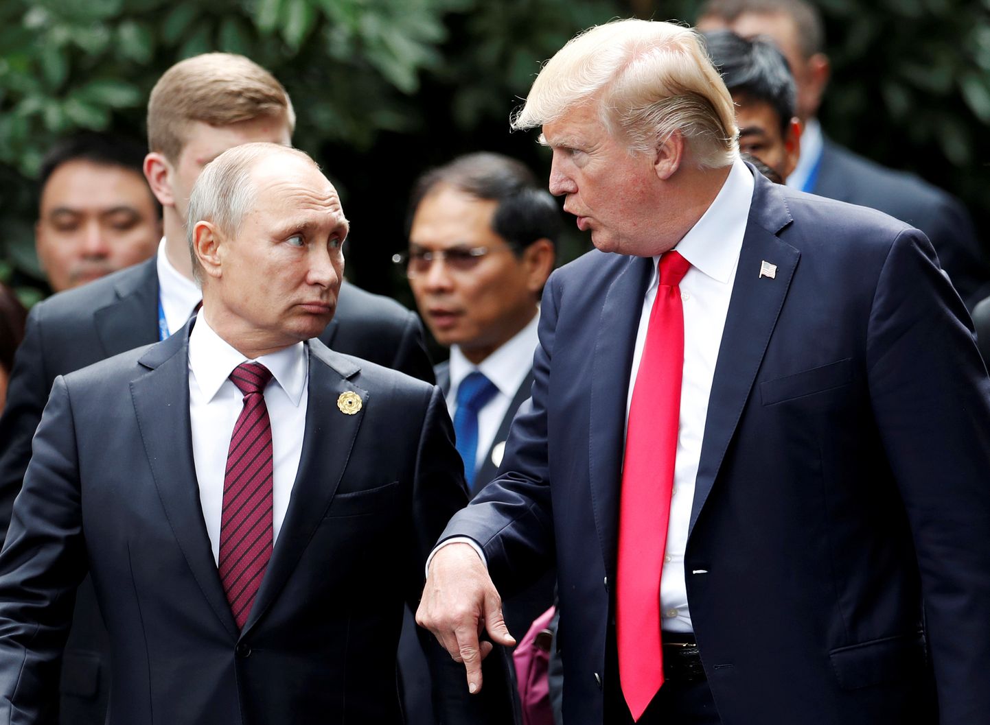 FOTO: Vladimir Putin ja Donald Trump 2017. aasta novembris APEC-i tippkohtumisel Vietnamis.