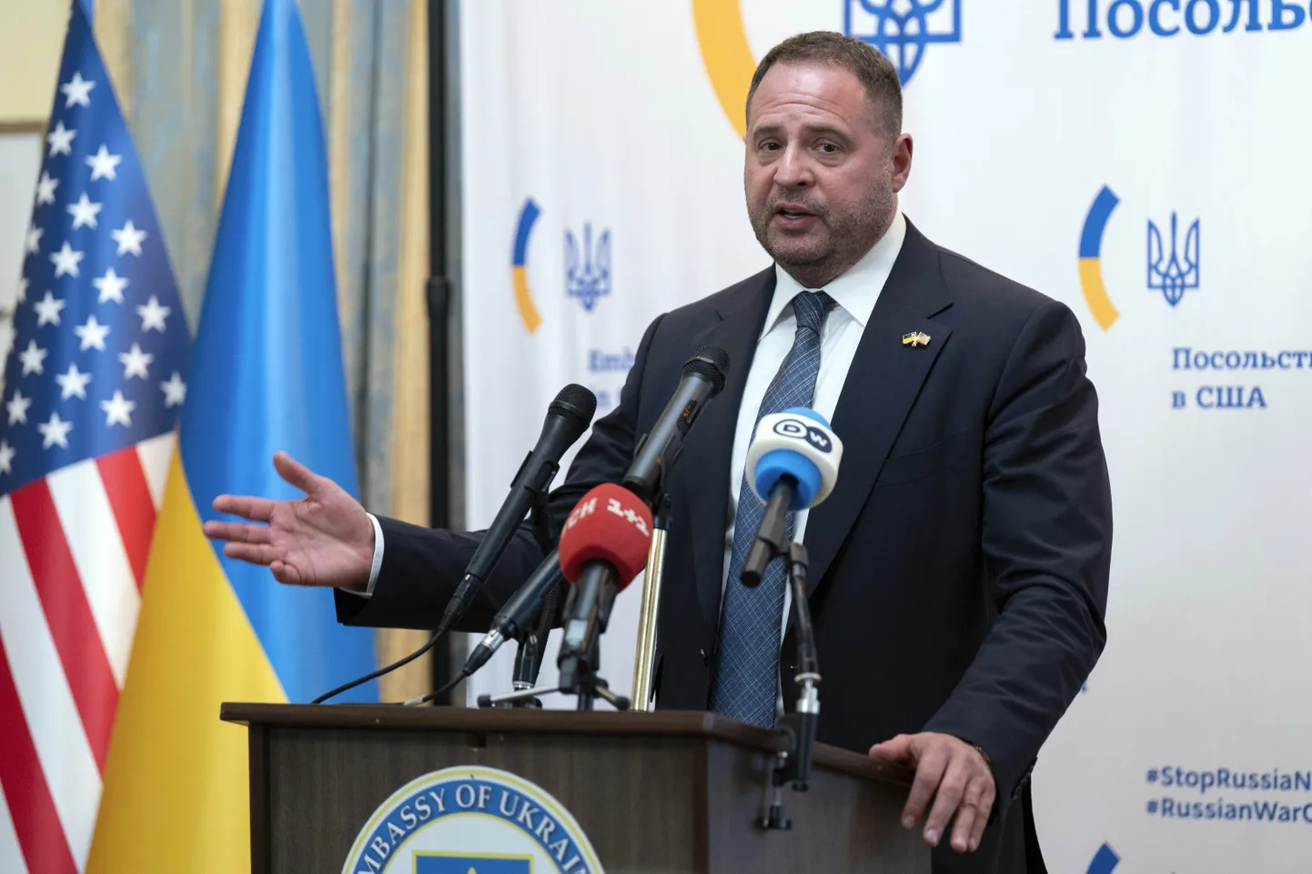 Ukraina presidendikantselei ülem Andri Jermak pressikonverentsil Ukraina Washingtoni saatkonnas 4. juunil.
