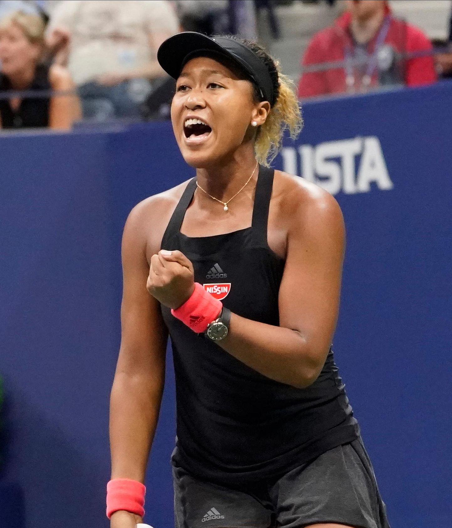 Naomi Osaka alistas Serena Williamsi, kes vihastas kohtunike peale