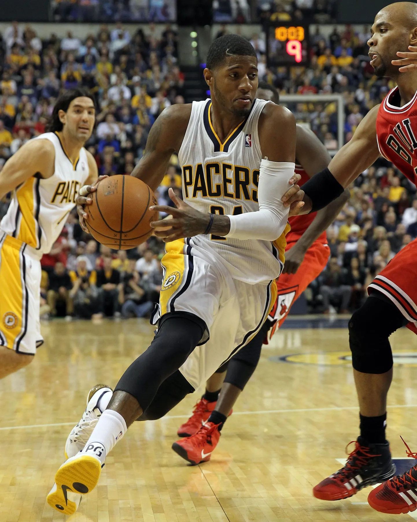 Paul George kohtumises Chicago Bullsi vastu.