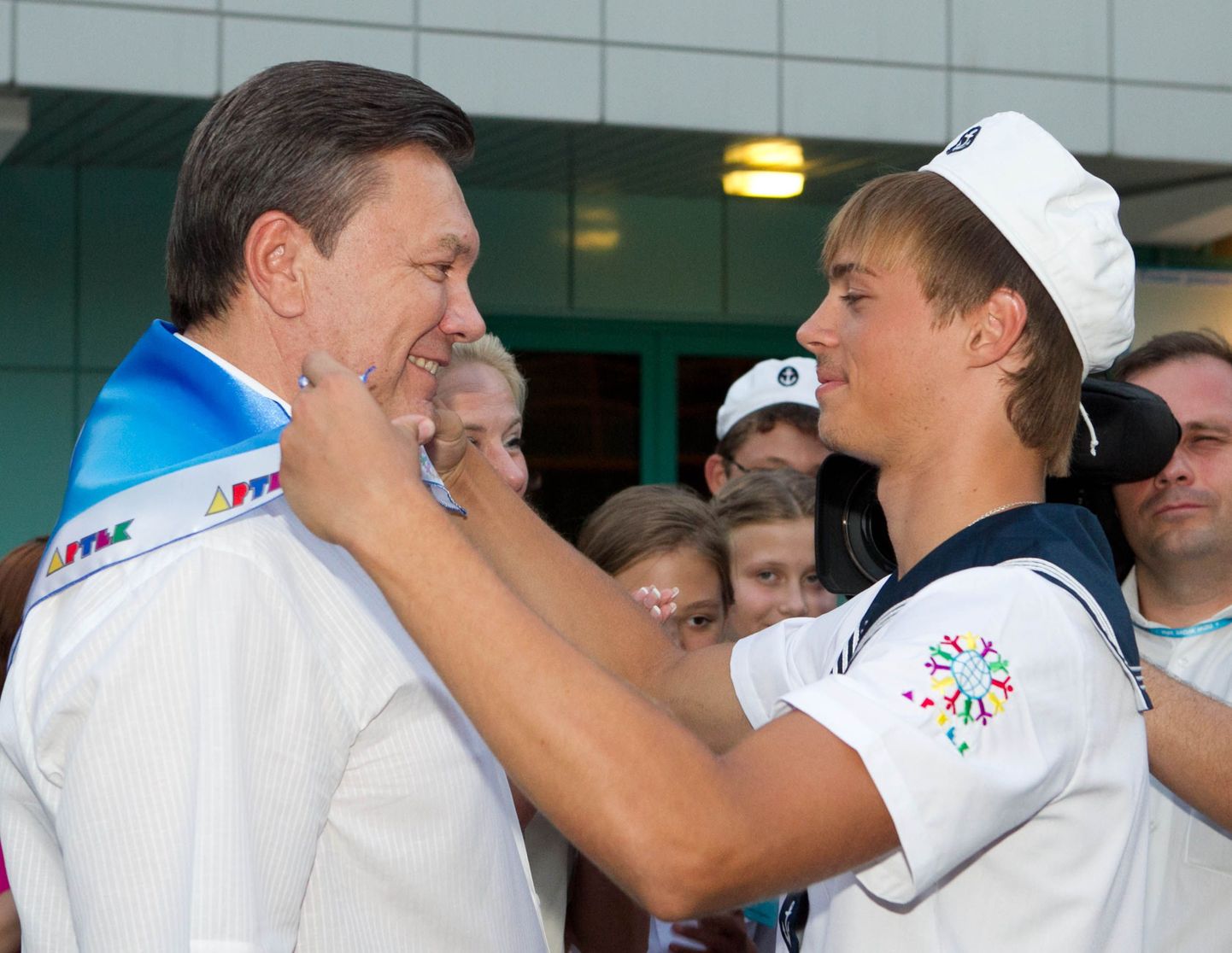 Ukraina president Viktor Janukovõtš Arteki laste- ja noortelaagris 16. augustil.