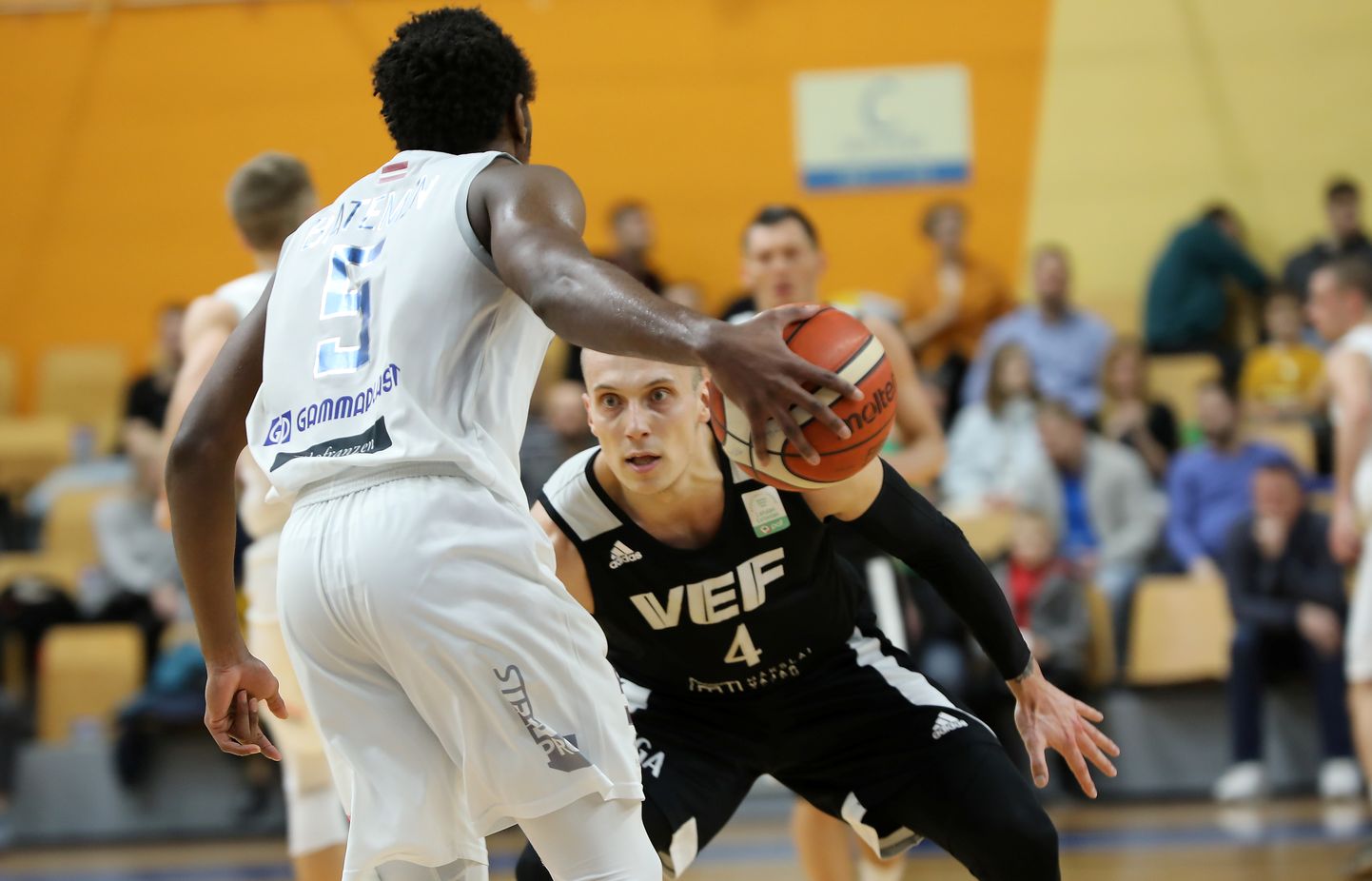 Latvijas-Igaunijas Basketbola līgas spēle, kurā tiekas "VEF Rīga" un "Ogre" basketbola komandas