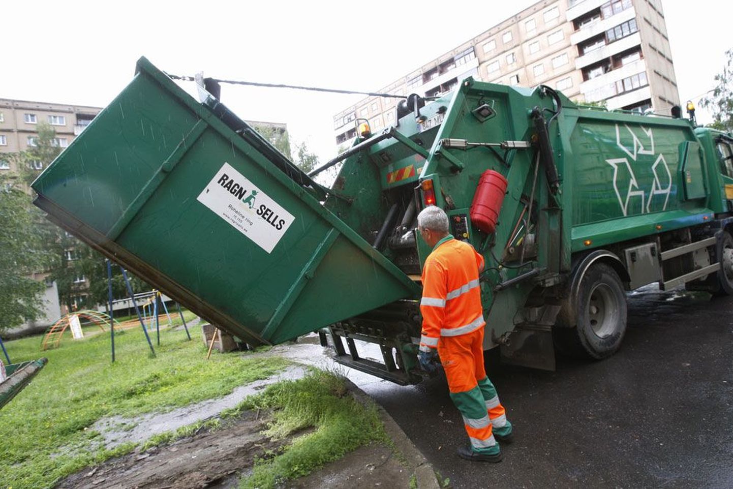 Tallinna korraldatud jäätmeveost on märkimisväärne osa Ragn Sellsi käes, kuid ettevõte eelistaks siiski vabaturgu.