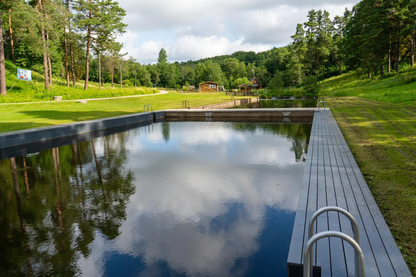 2022. aasta Viljandi linna kaasava eelarve hääletuse võitis idee teha korda Uueveski basseinid.