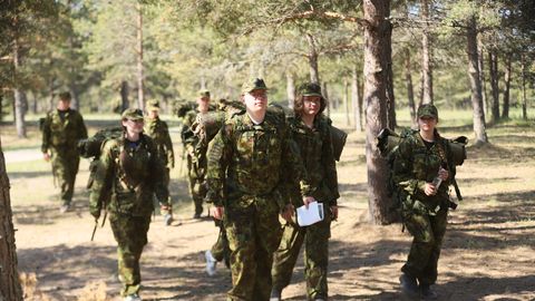 Viru maleva riigikaitselaager tõi noored metsaoskusi ja meeskonnatööd õppima