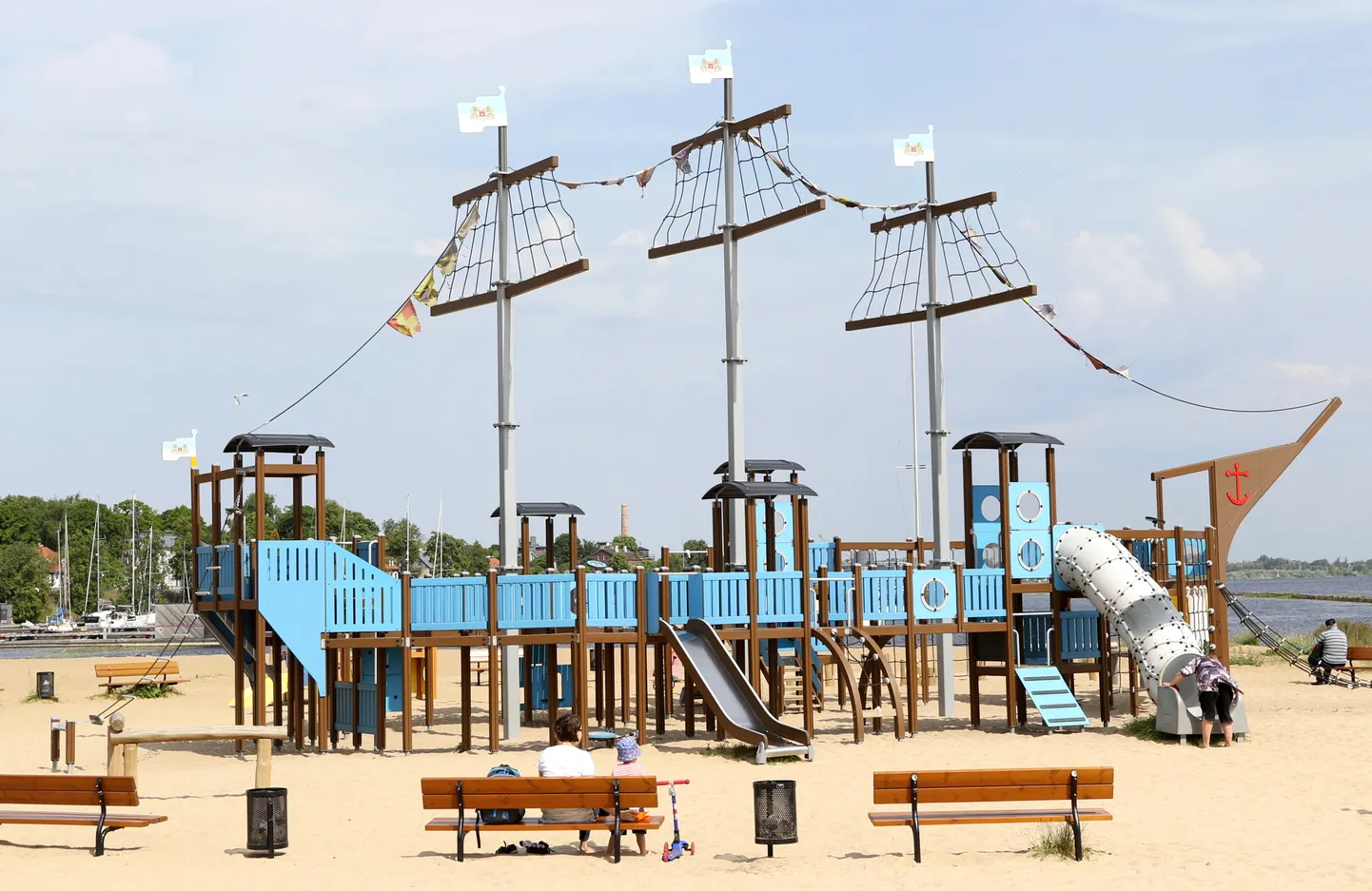 Кипсальский пляж в Риге