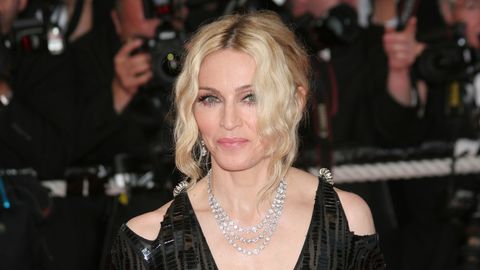 ASJATU VAEV ⟩ Madonna jätab eluloofilmi soiku, sest tal on juba uued plaanid