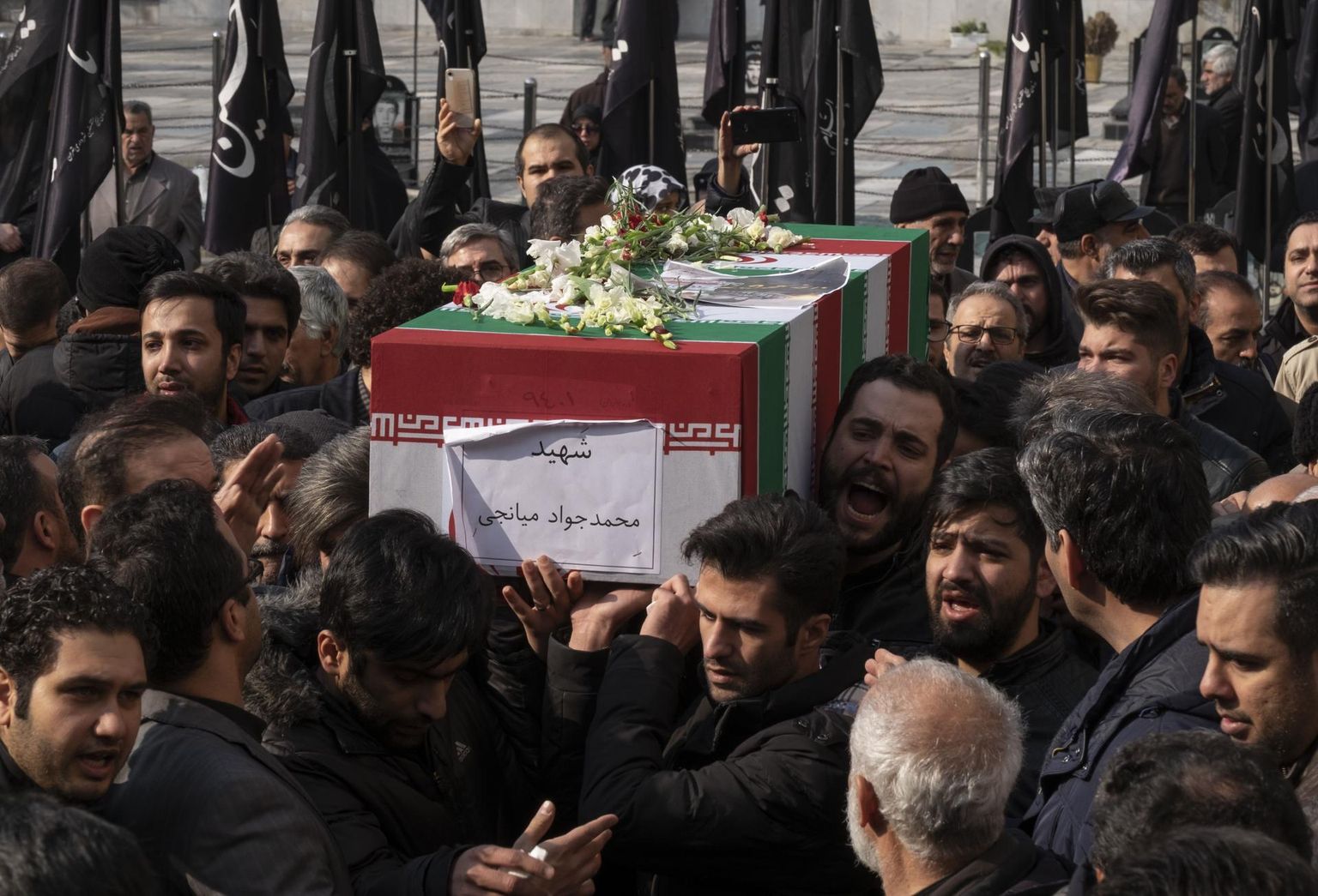 Ukraine International Airlinesi lennuõnnetuse ohvrite matusetalitus Teheranis paar nädalat tagasi.