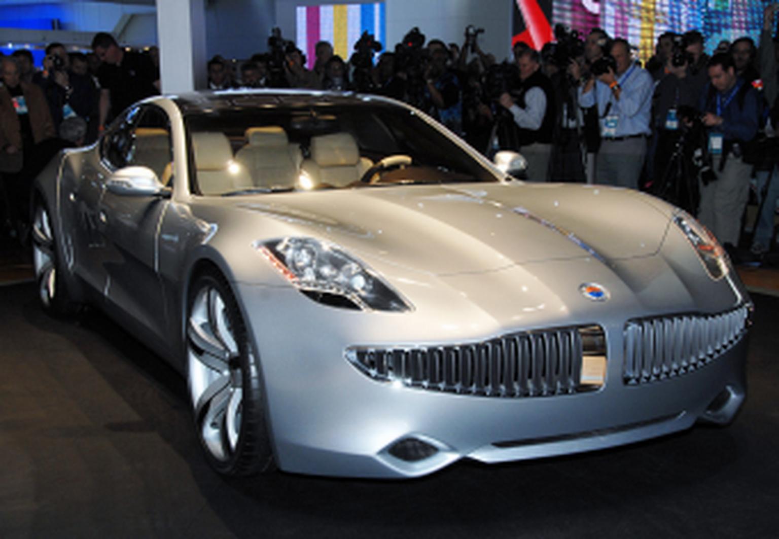 Свежие авто. Гибрид Фискер карма. Fisker Karma 2008. Фишер карма авто. Американские спорткары фото.