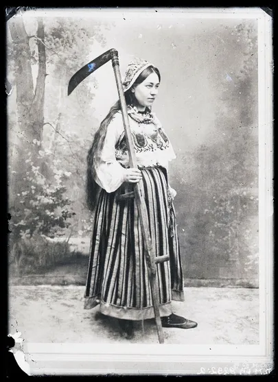 Vikat õlal nagu surmal.