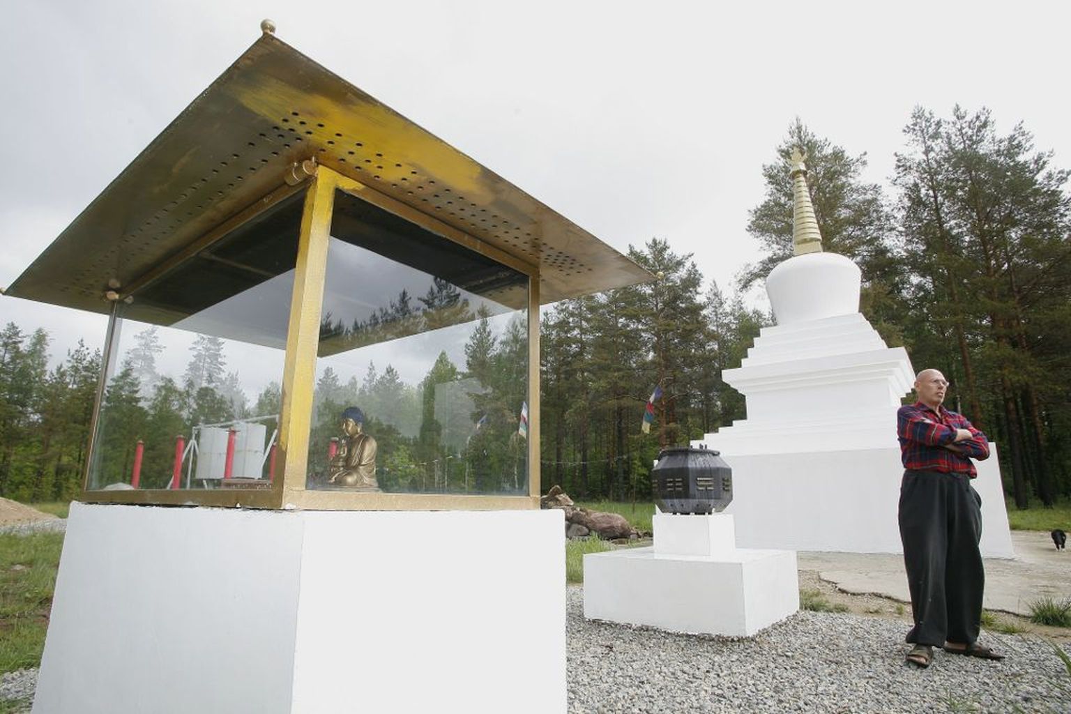Esimesed rajatised saanud Vello Väärtnõu rajatav budistlik keskus pole kaugeltki veel valmis.
