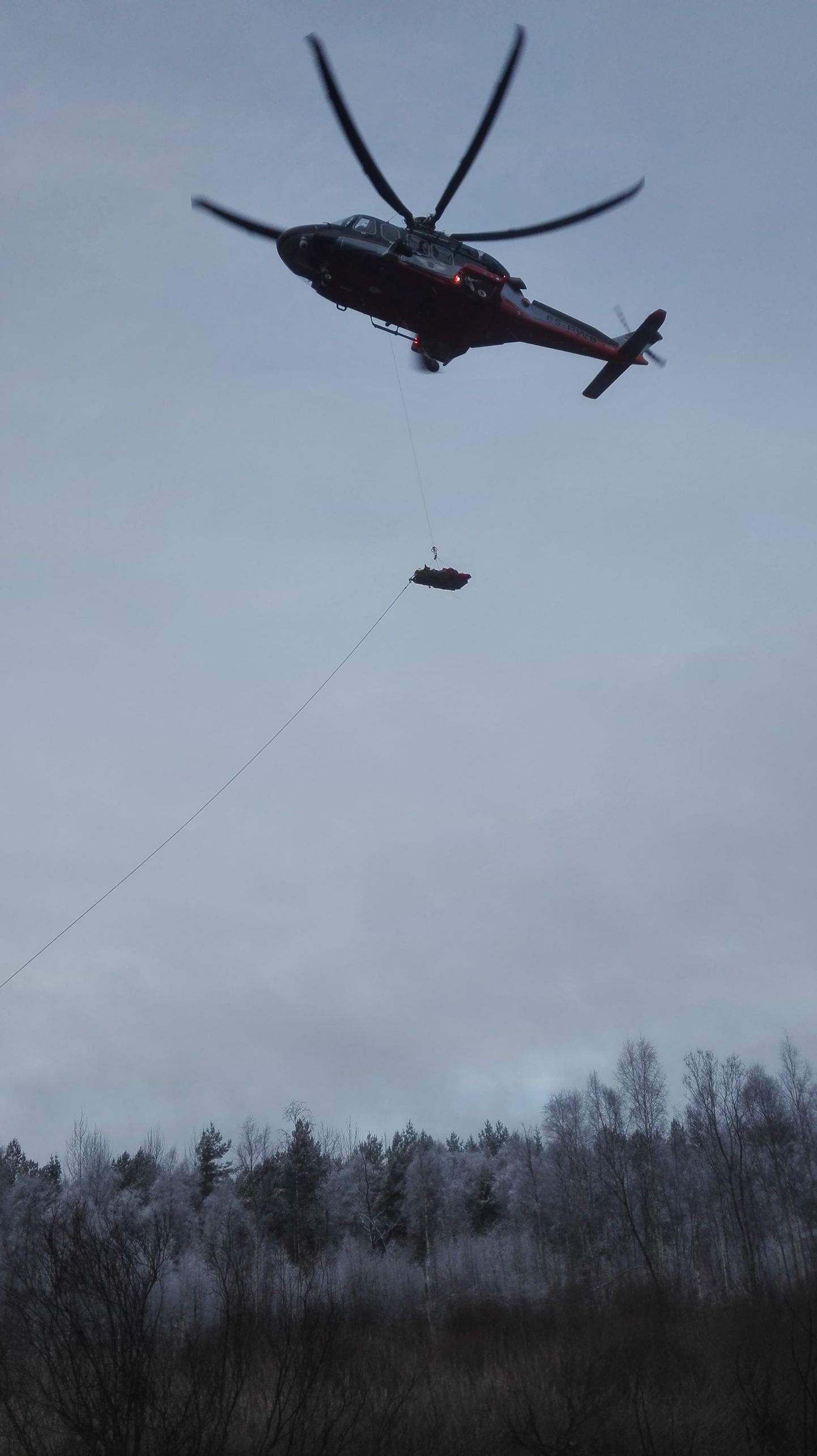 The young woman was airlifted to the North Estonia Medical Center.