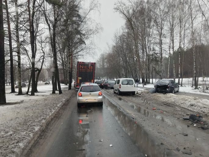 Русские шлюхи с разговорами на дороге: 1000 видео