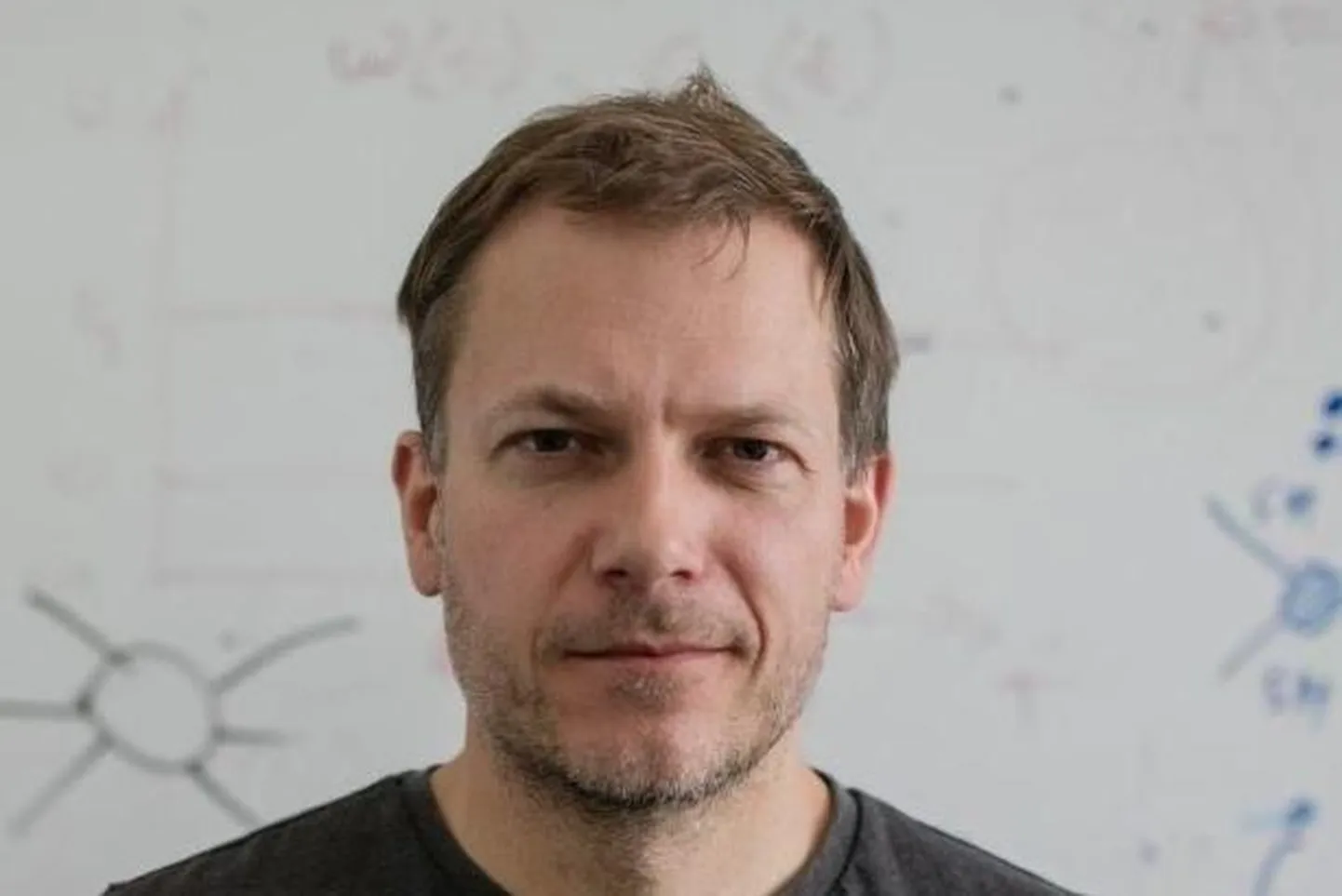 Andi Hektor.