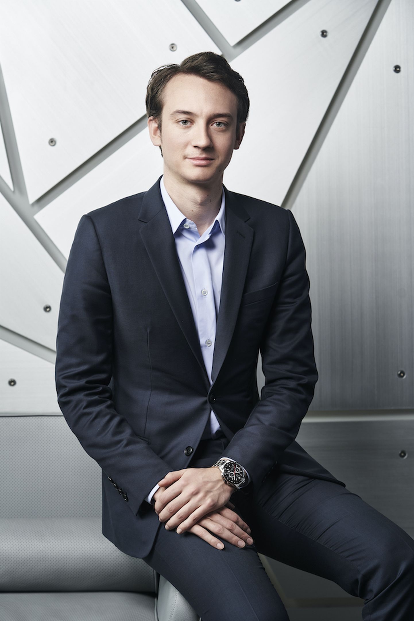 1. juulil 2020 asus TAG Heueri kellatööstuse tegevjuhiks 25 aastane Frédéric Arnault.
