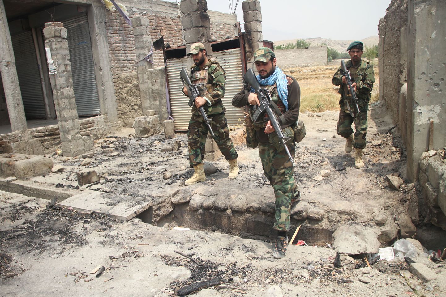 Afganistani julgeolekujõud tegutsemas Talibani võitlejate vastu riigi idaosas Laghmani provintsis.