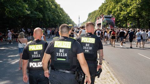 Berliini politsei hädas värbamisega: ligi 40 protsenti kandidaatidest kukub keeleeksamil läbi