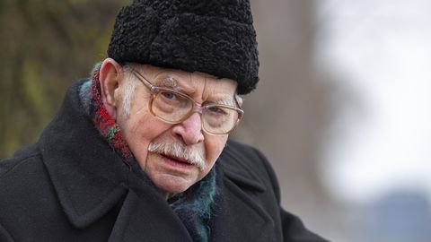 74-aastane Evald pääses kurnavatest haiglaskäikudest. «Ma poleks suutnud seal enam varvastki liigutada!»