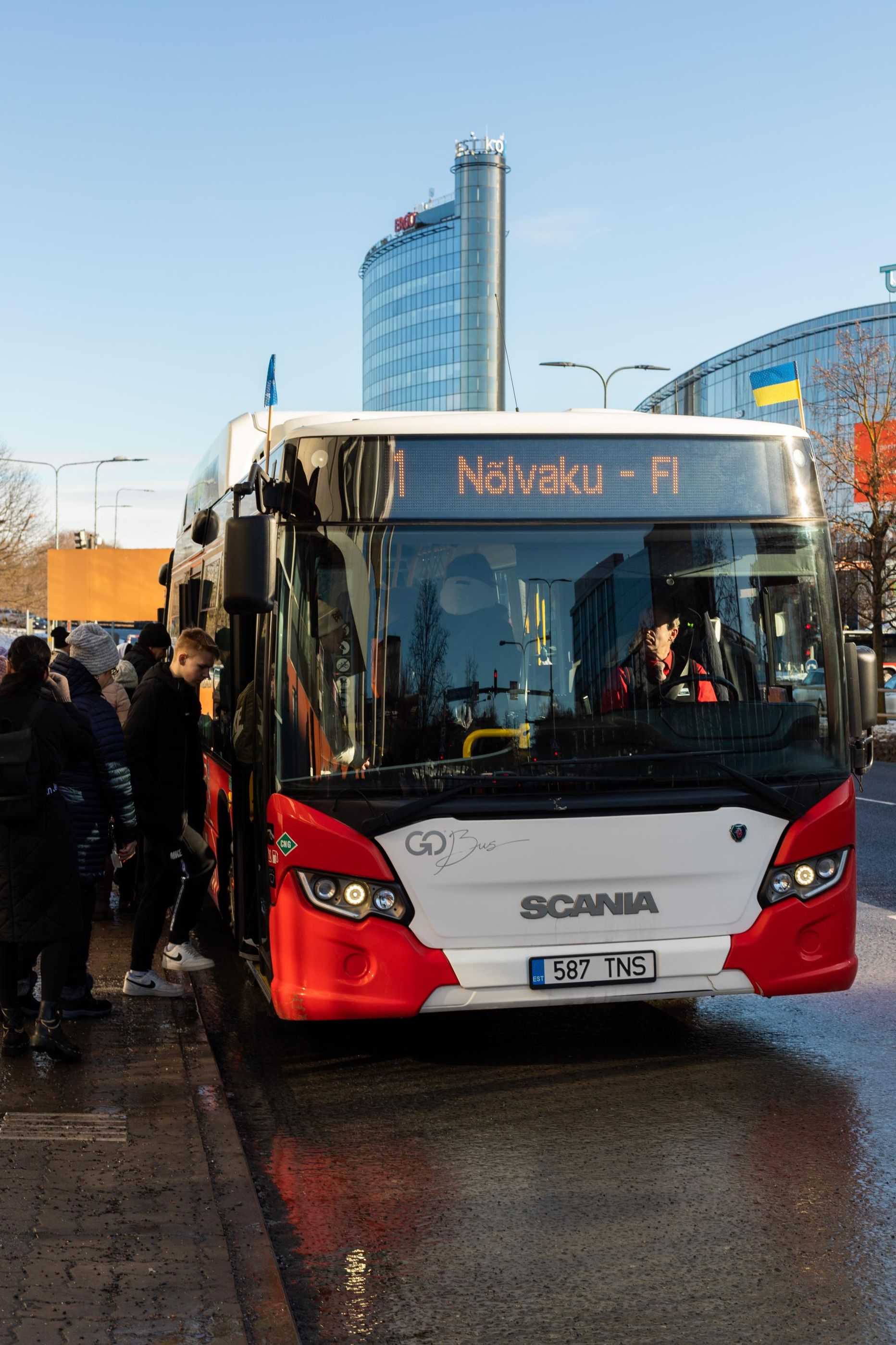 Järgmises kvartalis peaks linnaliinibusside liinikilomeetri hind gaasi odavnemise tõttu muutuma Tartu linnale senisest soodsamaks.