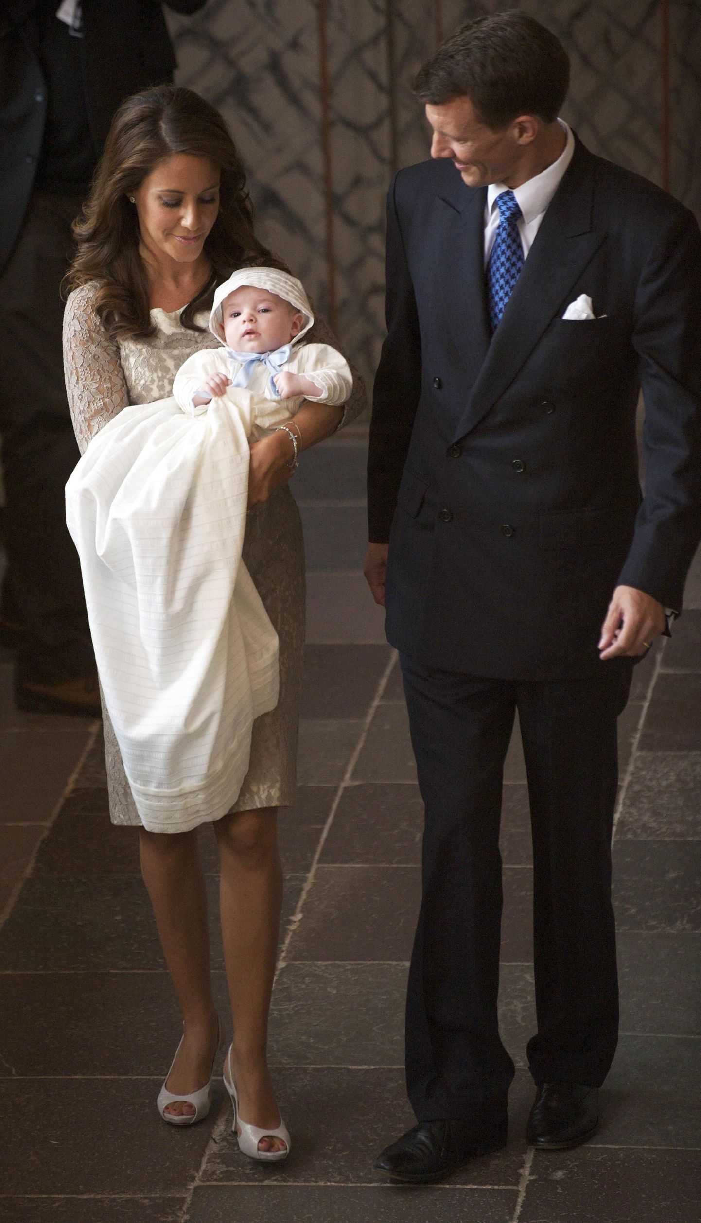 Taani prints Joachim, printsess Marie ja nende poeg pärast ristimist