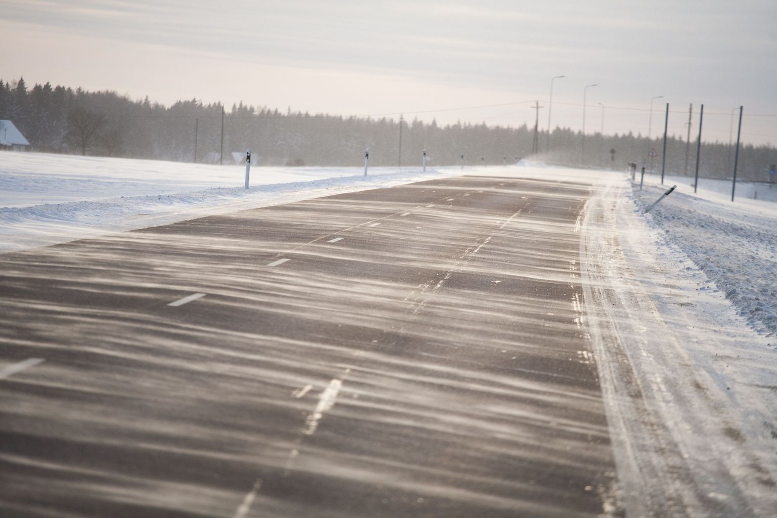 Pildil talvine Paide-Rakvere maantee. Pilt on illustratiivne.