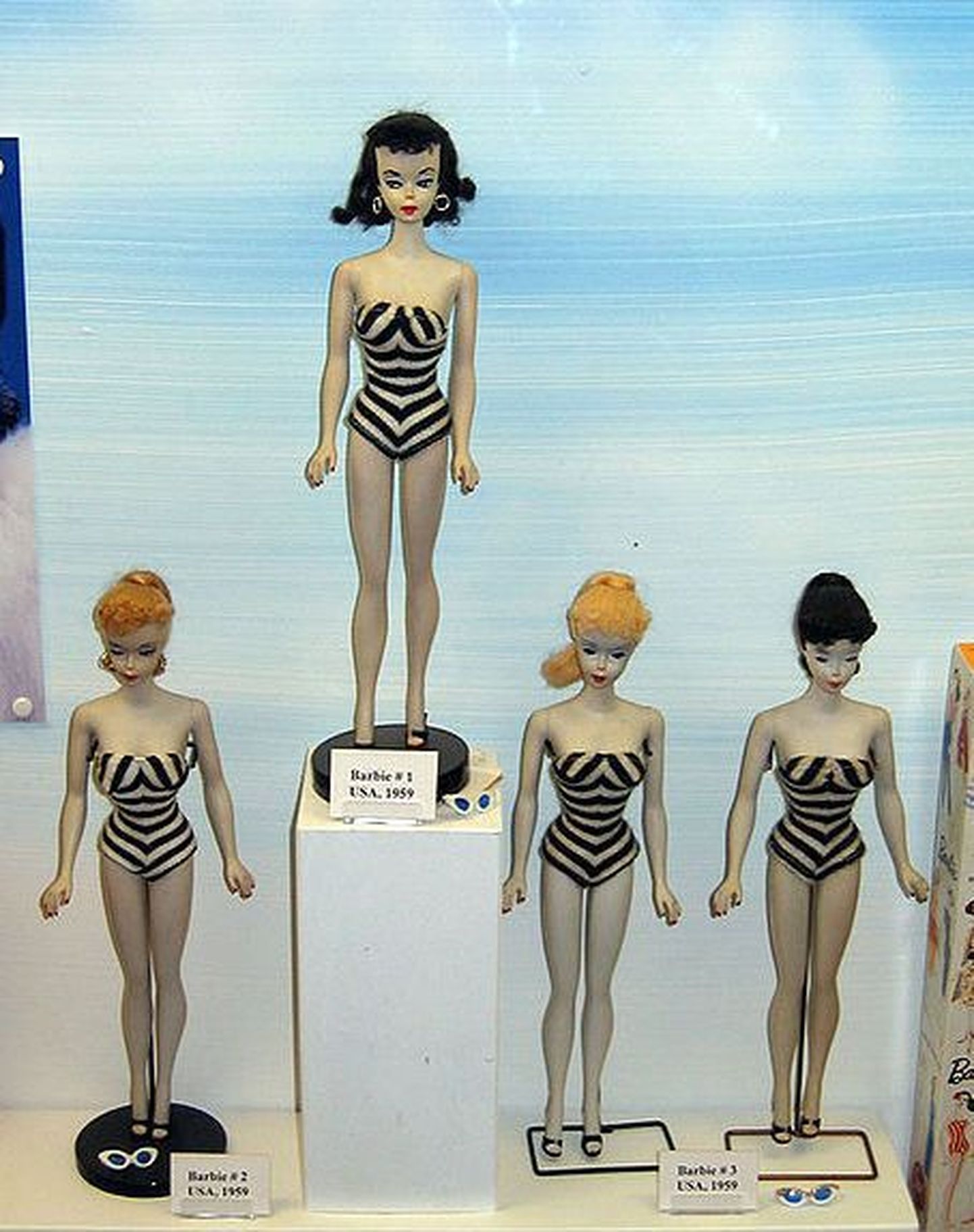 1959. aastal New Yorgi mänguasjamessil tutvustatud Barbie-nukud