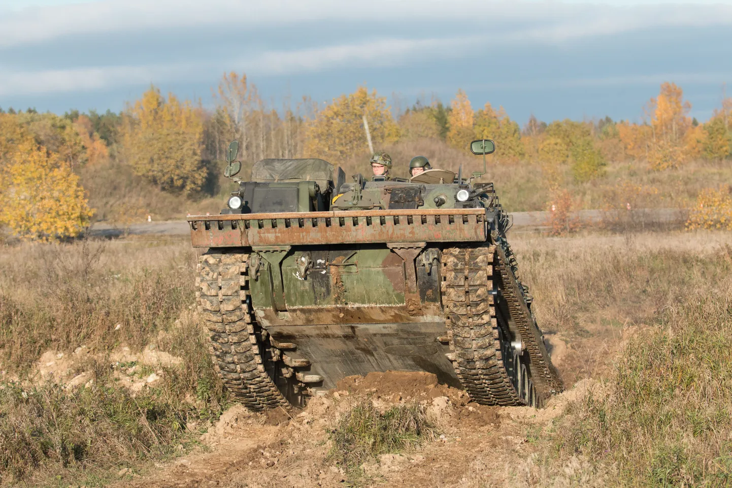 Jalaväe lahingumasinate CV9035 demonstratsioon Tapal.

Fotol: LAHINGMASINAD