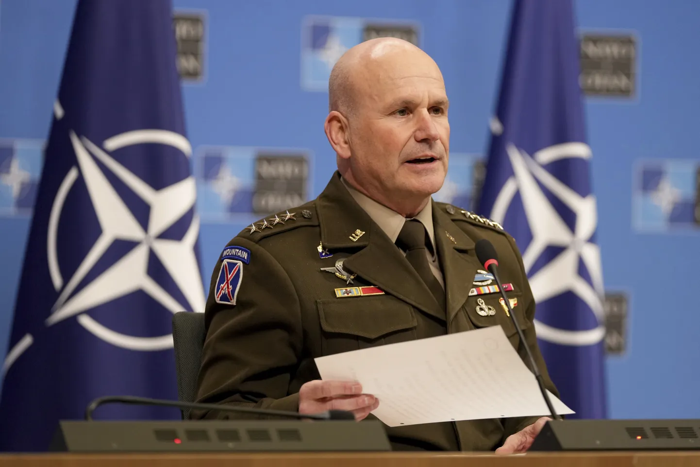 NATO Euroopa liitlasvägede ülemjuhataja kindral Christopher Cavoli 16. jaanuaril pressikonverentsil alliansi peakorteris Brüsselis.