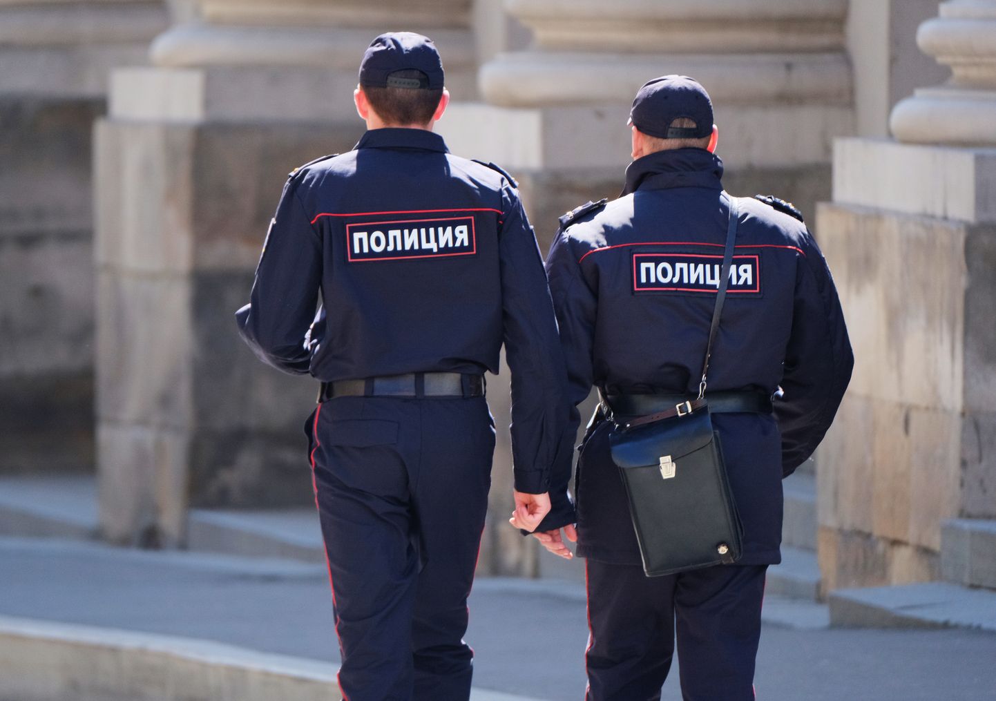 Politseinikud Moskvas. Pildil kujutatud ametnikud pole duelliga seotud.