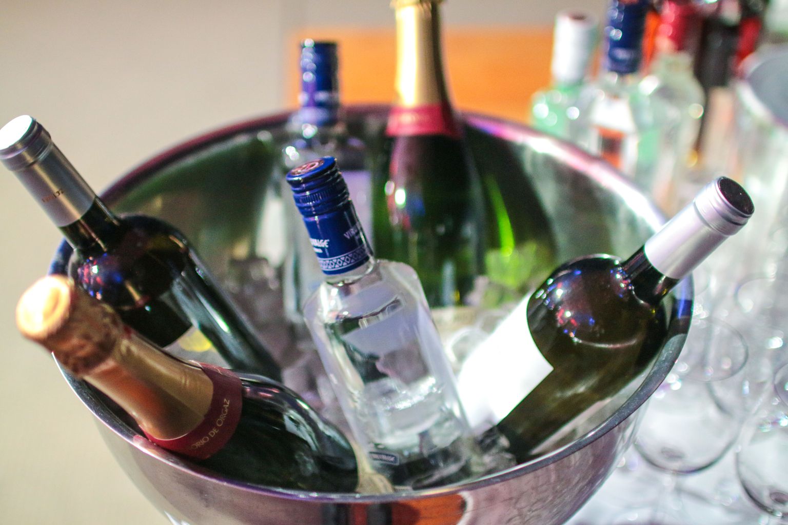 Alkoholi liigtarbimine on tervisele kahjulik



Foto: Arvo Meeks / Lõuna-Eesti Postimees