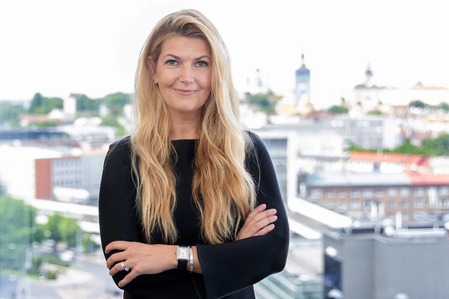 Monika Kallas-Anton ei ole töös midagi juhuse hooleks jätnud ega õnne peale lootnud, vaid teinud sihikindlat tööd oma karjääri edendamiseks.
