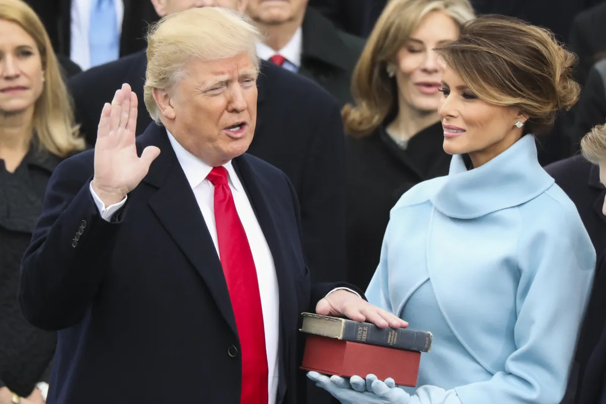 President Donald Trumpi ametivannet andmas.