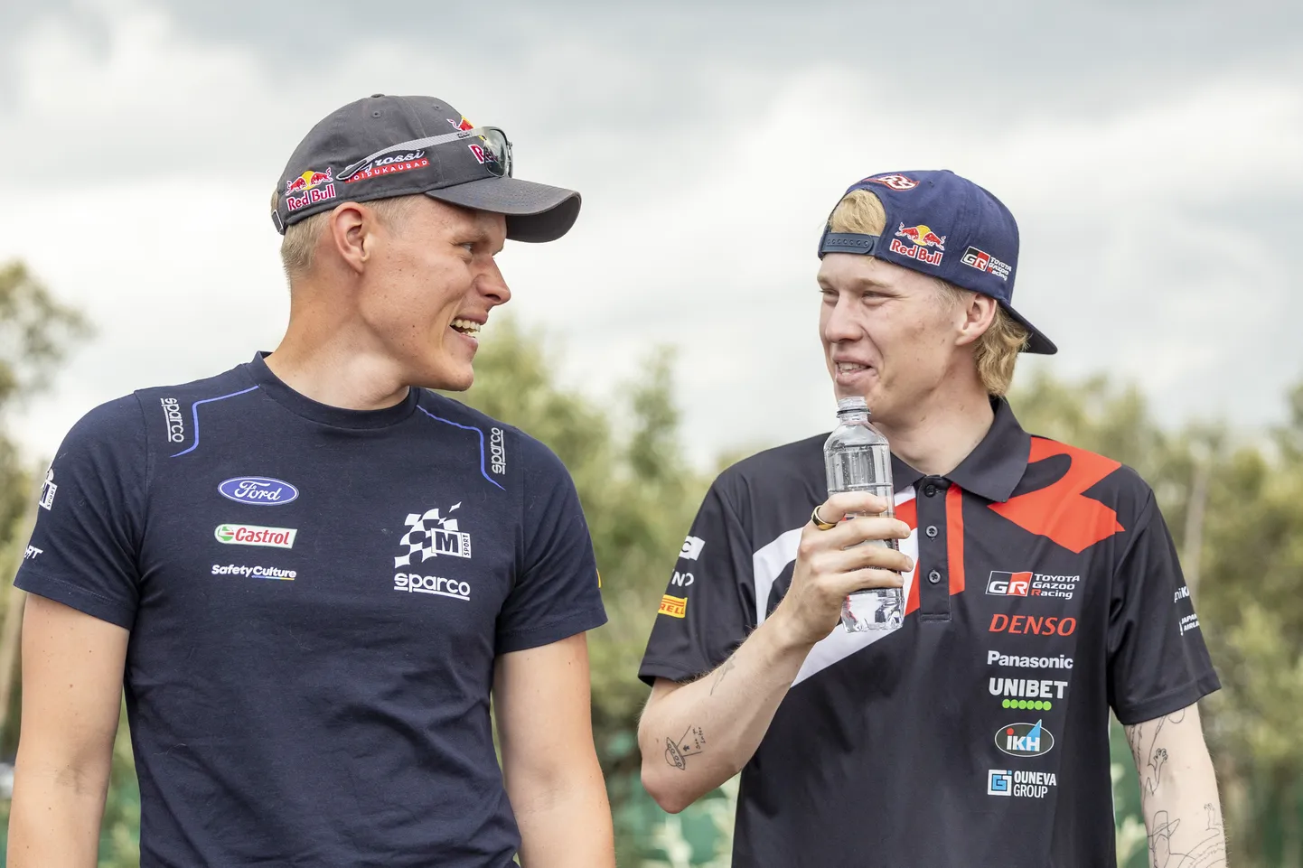 Kalle Rovanperä (paremal) ja Ott Tänak.