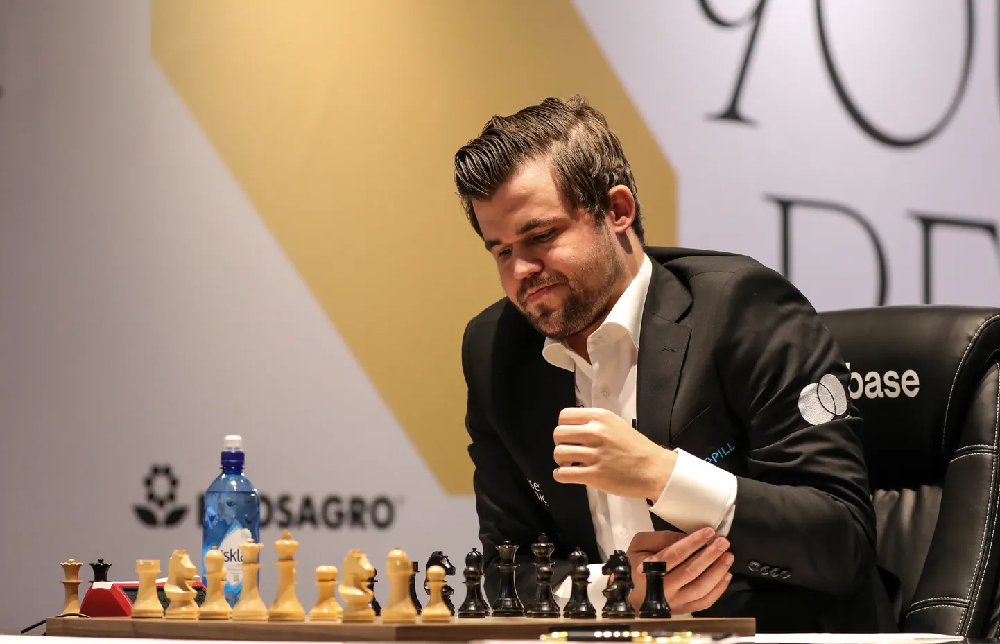 Magnus Carlsen.
