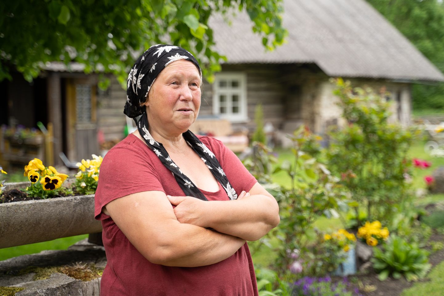 TAVALINE SAARE ELU: Noore naisena Siberist tulnud Valentina on siin üles kasvatanud viis last ja peab nüüd pensionipõlve.