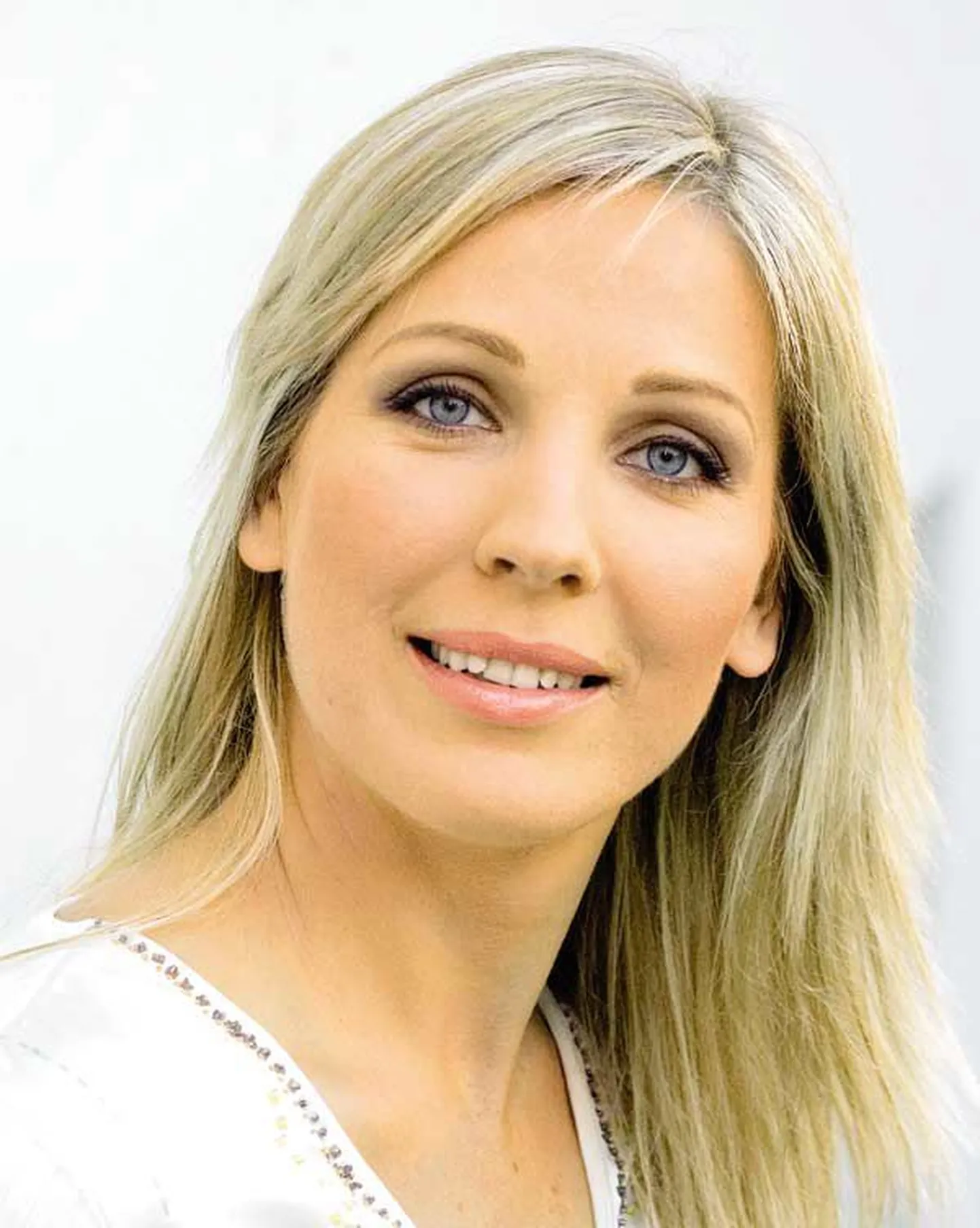 Annely Peebo