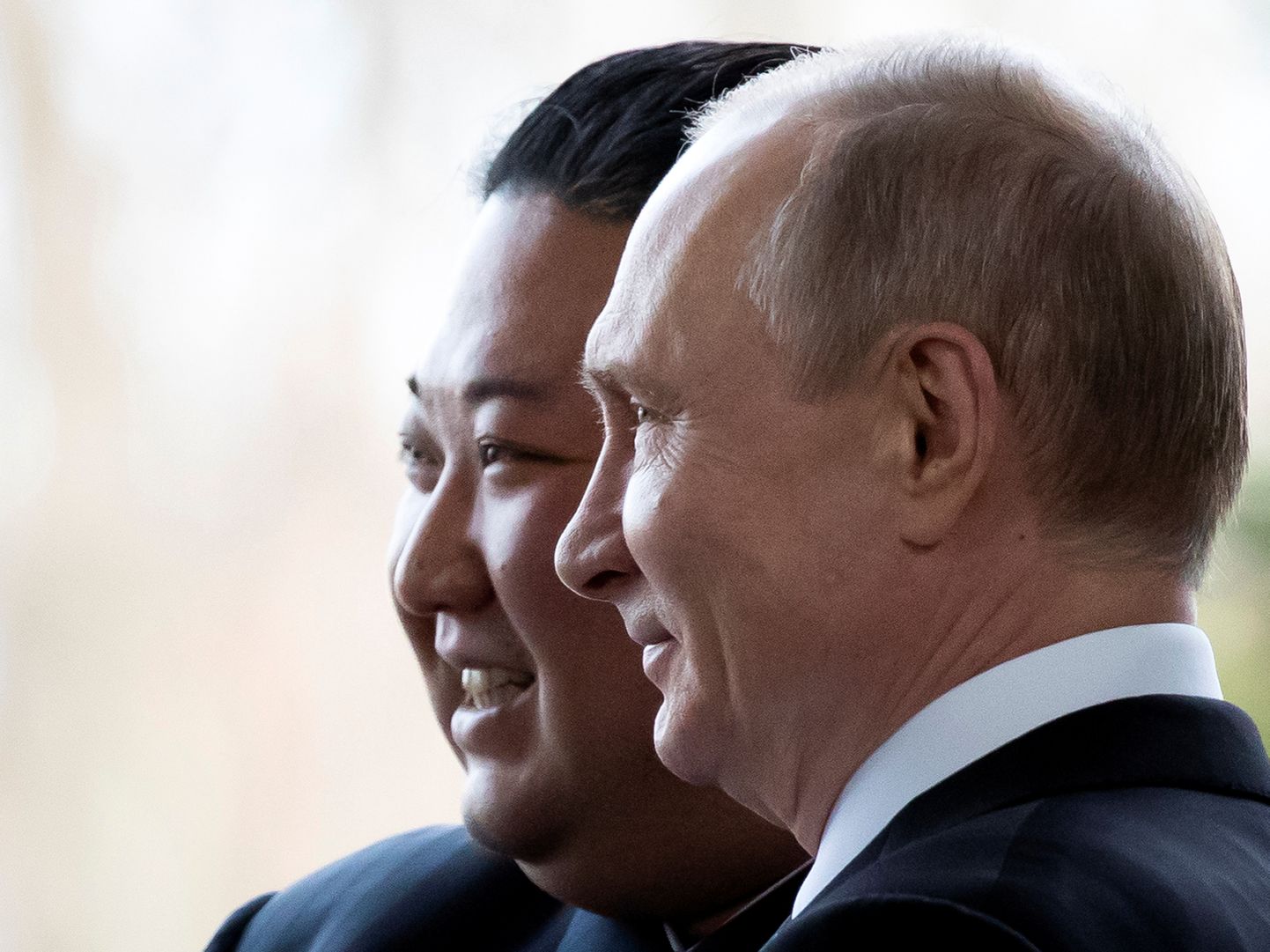 Kim Jong-un ja Vladimir Putin Vladivostoki kohtumisel.