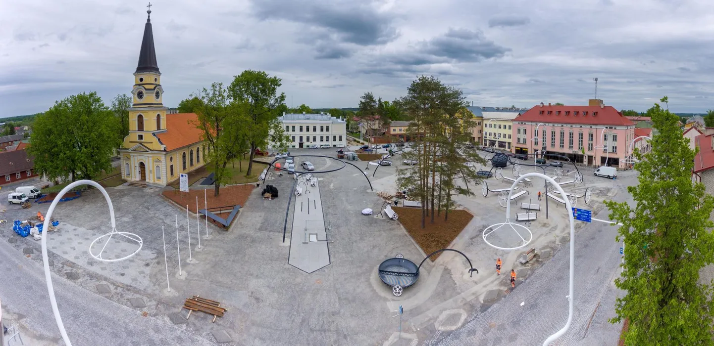 Võru linna keskväljak.